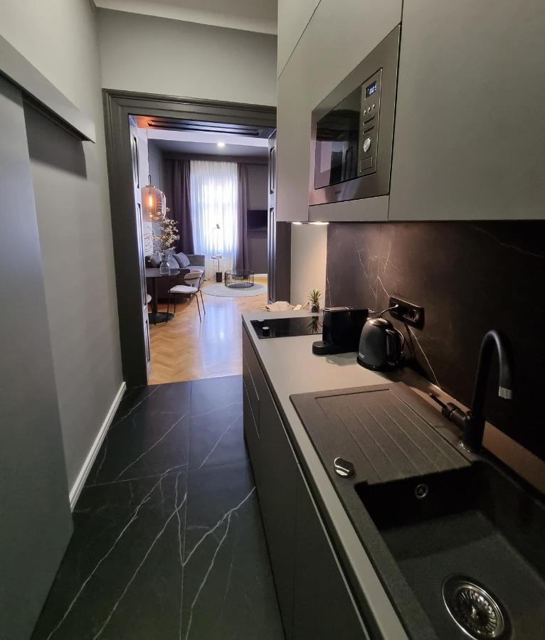 Mint Boutique Studio Apartments 3 Загреб Экстерьер фото